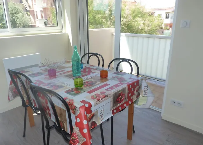 Διαμέρισμα T3, 5 Couchages, La Mediterranee, *